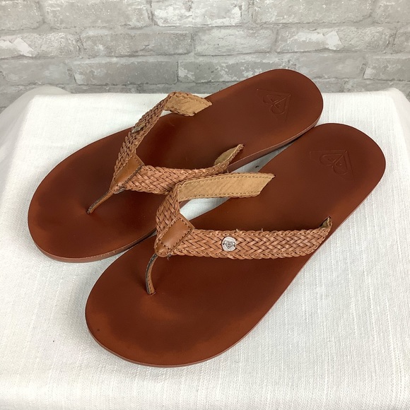 roxy braided flip flops